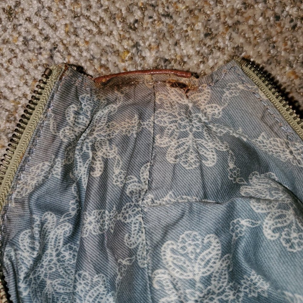 Vintage Fossil Pastel Paisley Fabric Messenger Bag - Picture 6 of 8